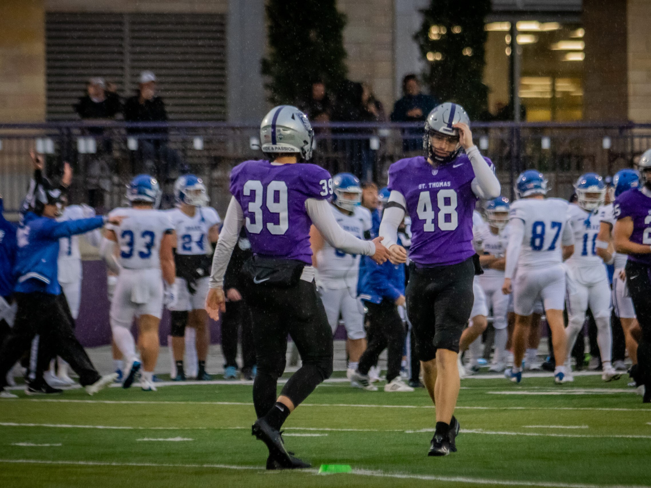 Tommie football’s championship hopes dashed on homecoming by Drake 22-19