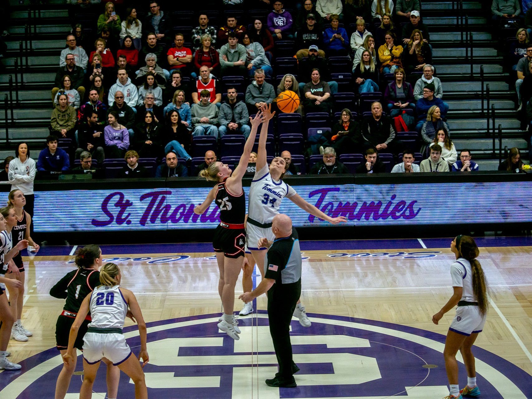 Women’s basketball locks in fourth seed, beats South Dakota 66-57