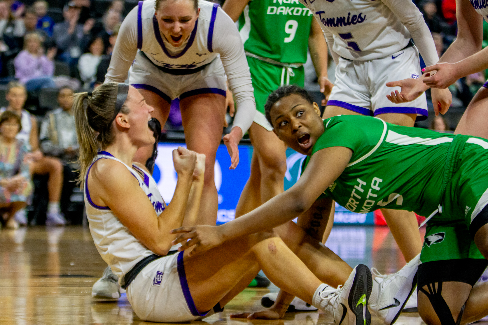 Hawks knock women’s basketball out of Summit League tournament 80-67