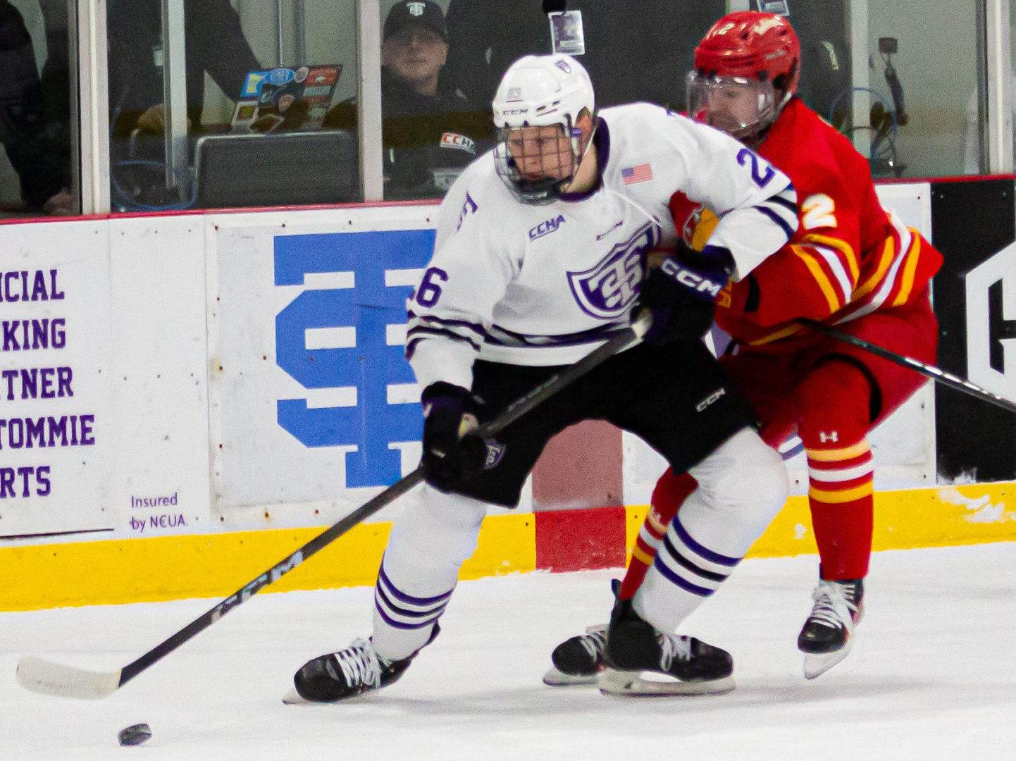 Malmquist, Gay each score a pair, lift Tommies to 1-0 series lead over Bulldogs