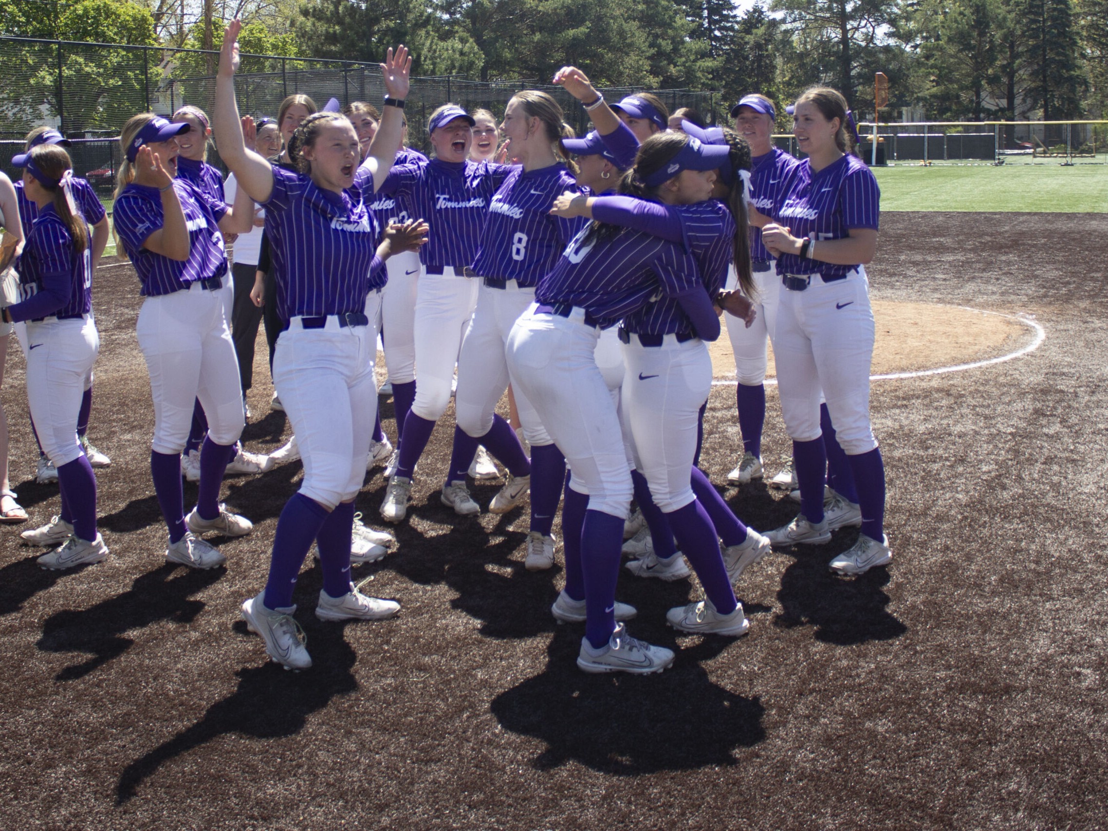 St. Thomas softball grabs first Summit League title with final blowout against NDSU