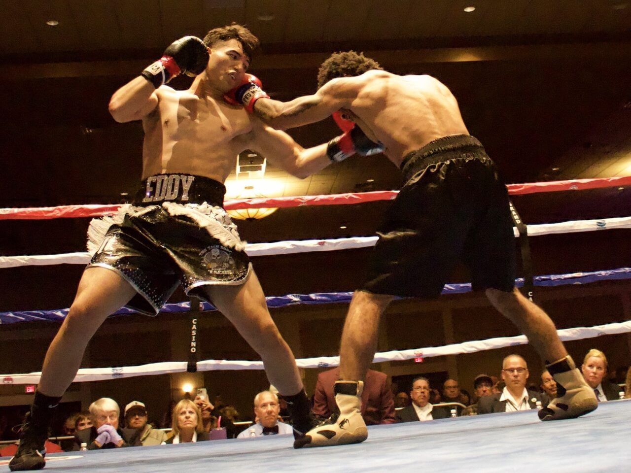 St. Thomas senior Eddy Valenzuela-Rivera wins pro boxing debut
