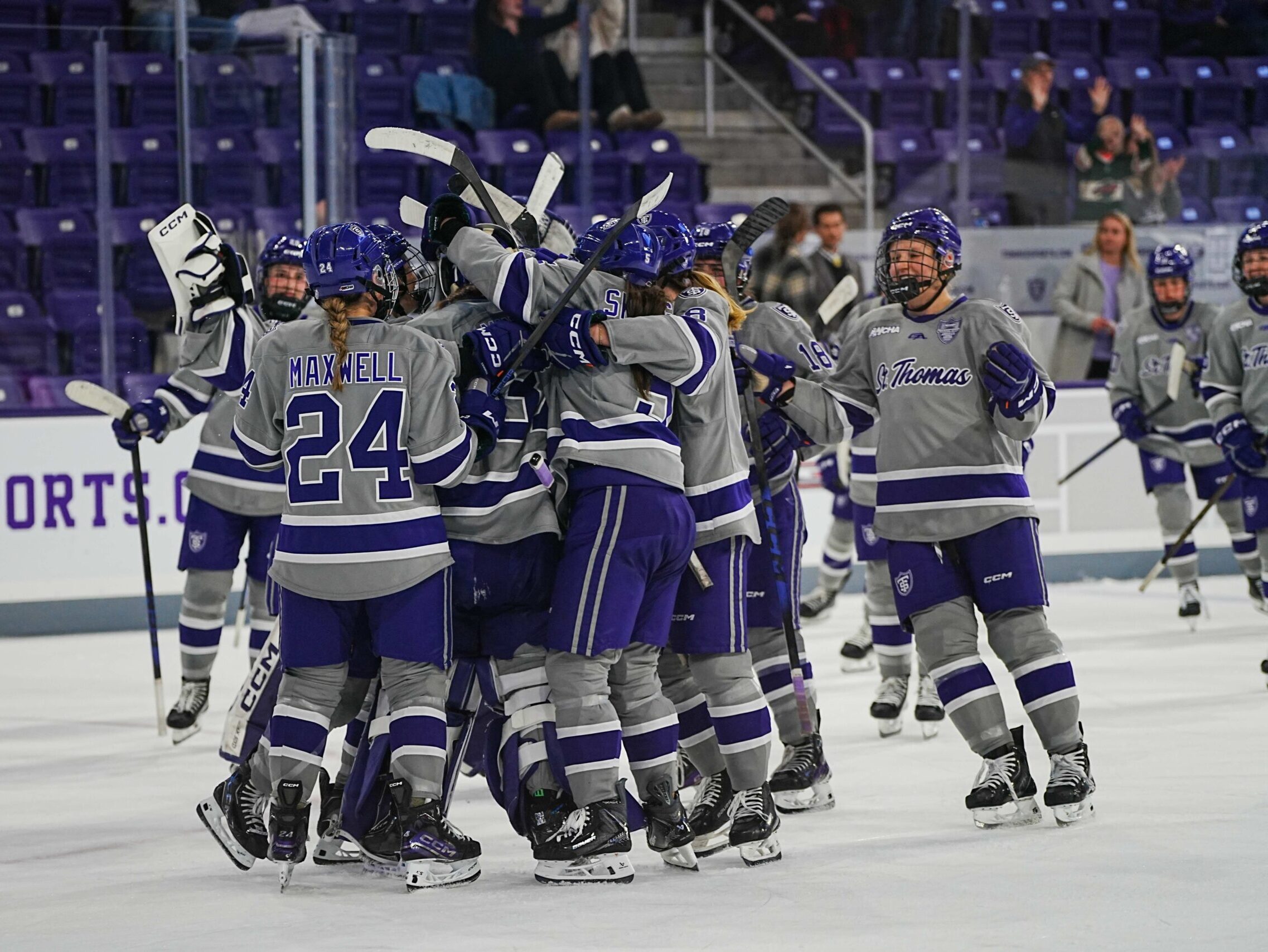 St. Thomas women’s hockey gets first win at the Lee & Penny Anderson Arena