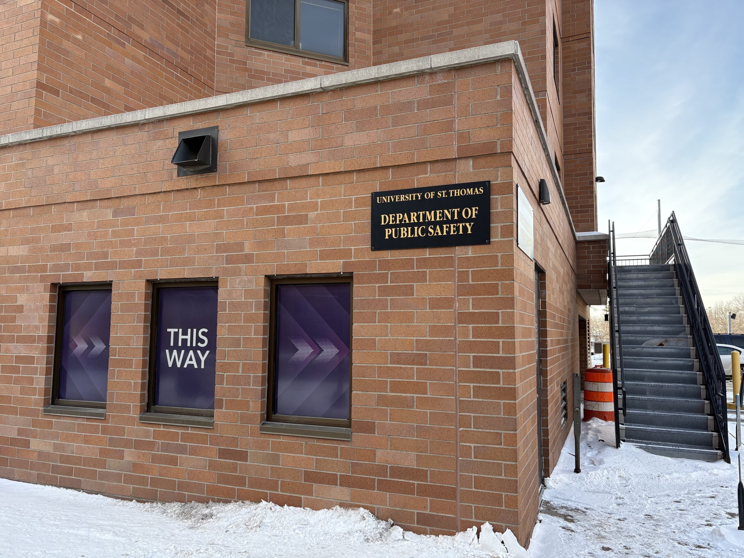 Public Safety clarifies that reports of ICE on campus are false, not a prank call either