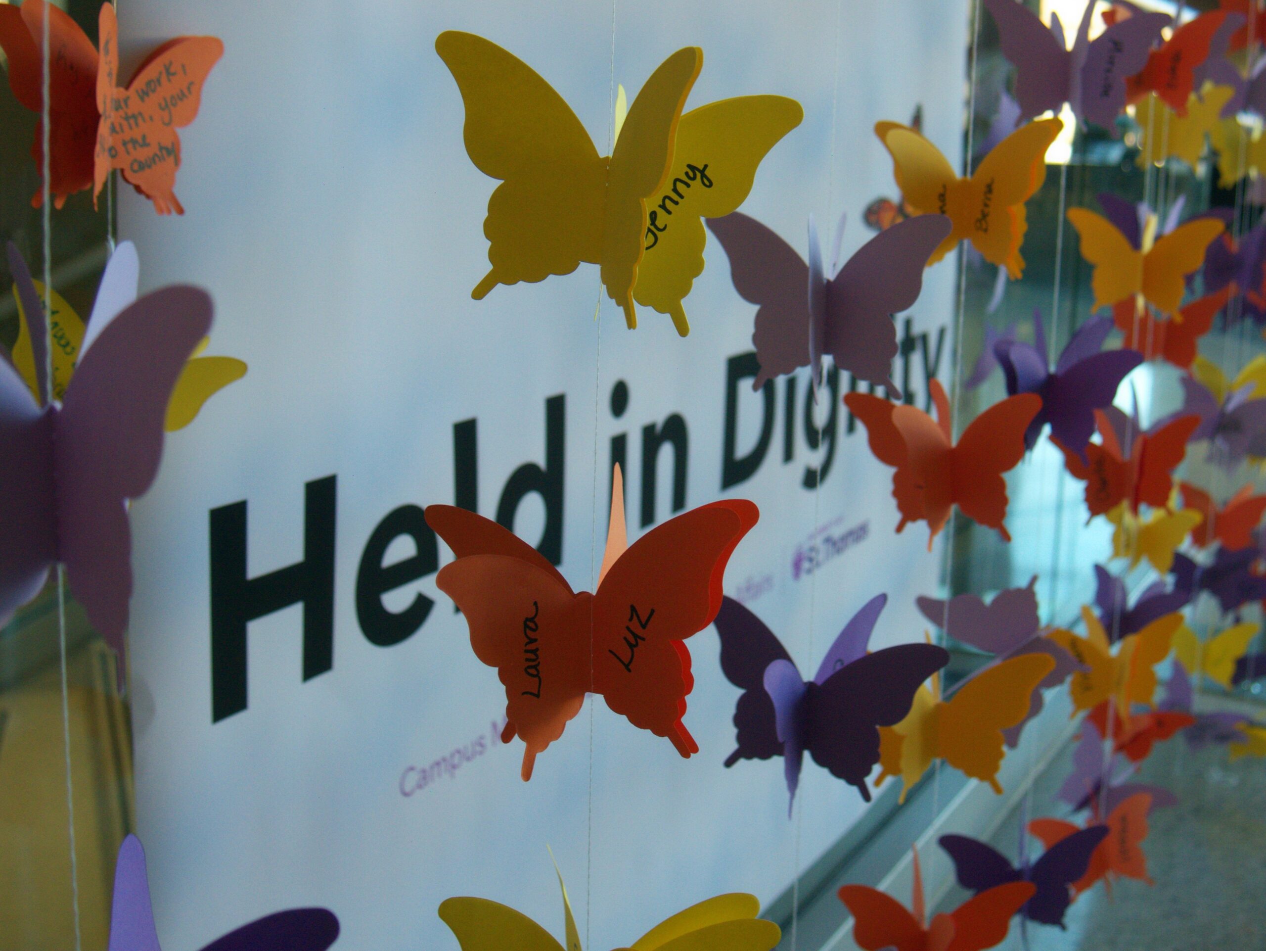 UST students and staff share support for immigrant community in prayer service