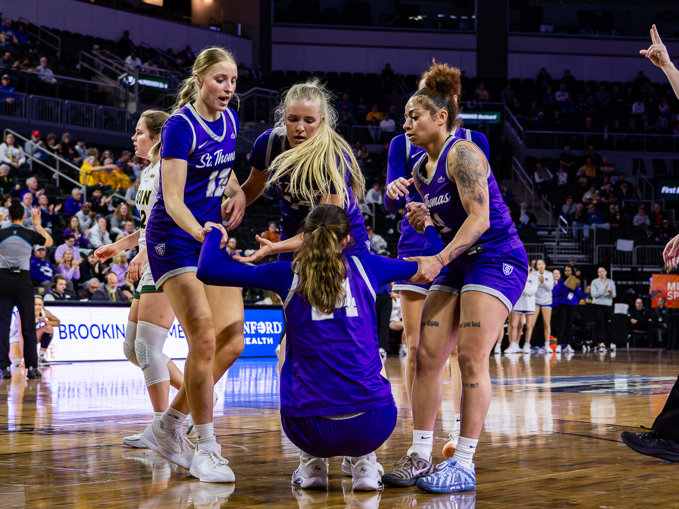 WBB’s season, Sinn’s career end in Summit League semis to NDSU 61-53