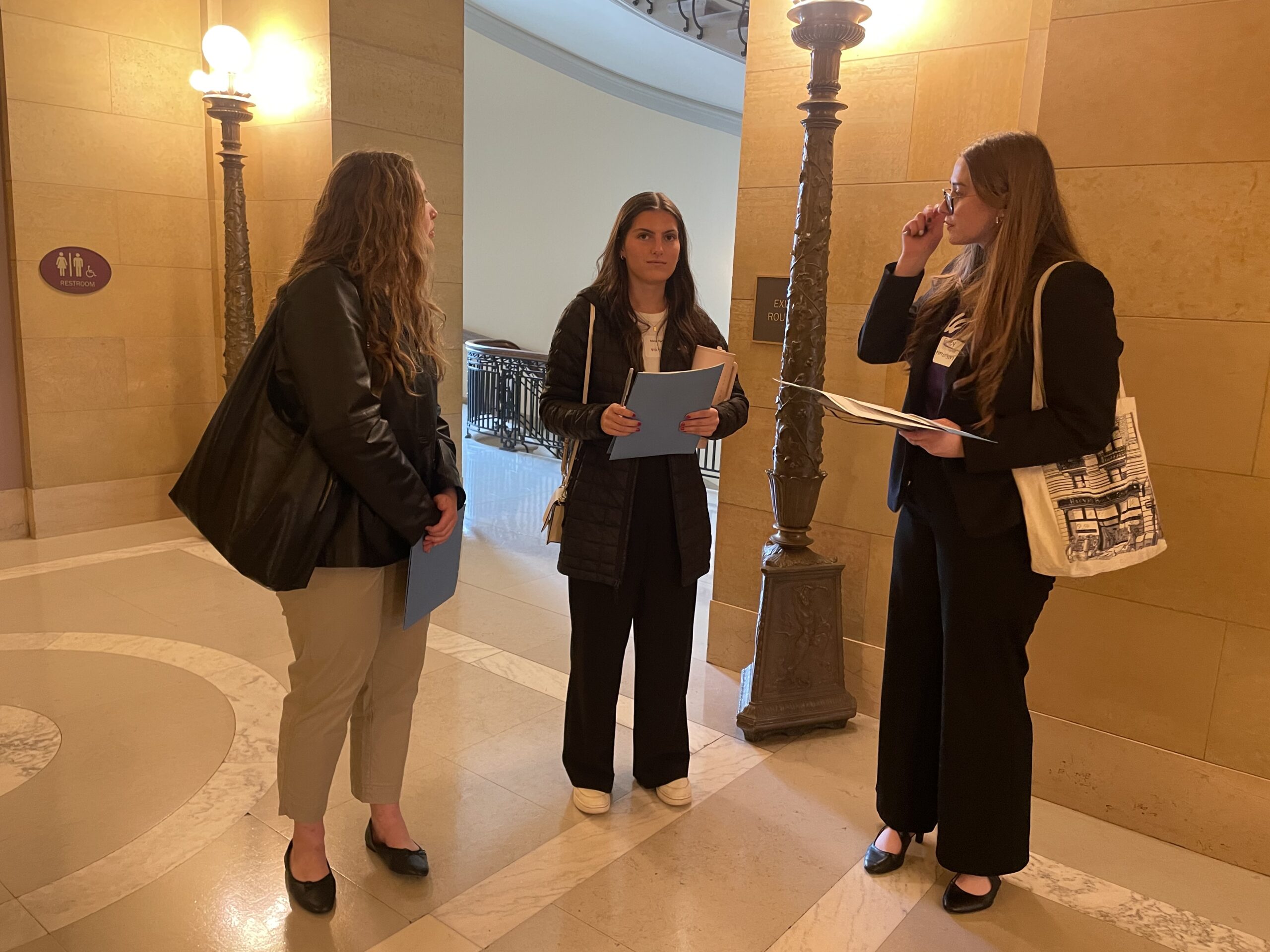 With $131M in funding at risk, St. Thomas students fight to save scholarship grants